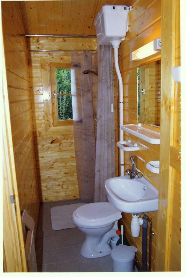 Les Chalets De Montorgueil Saurat Экстерьер фото