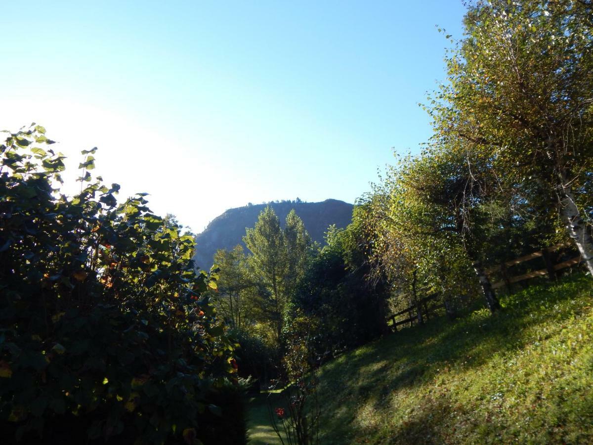Les Chalets De Montorgueil Saurat Экстерьер фото