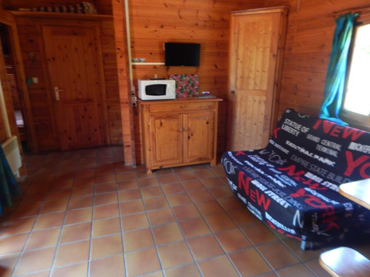 Les Chalets De Montorgueil Saurat Экстерьер фото